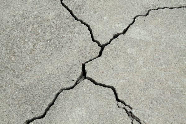 Cost of Cracked Concrete Repair in Lafayette